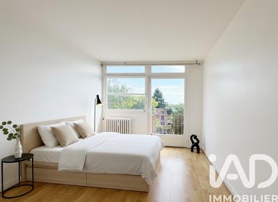 Appartement - 90 m² - 5 pièces