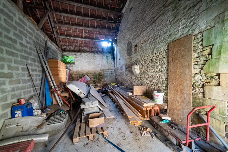 Maison - 166 m² - 1 pièce