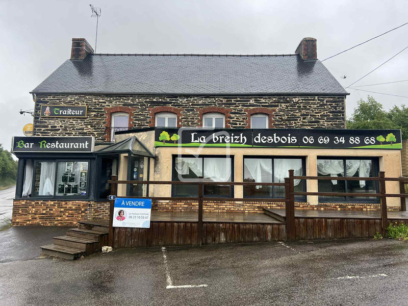 Maison - 262 m² - 11 pièces