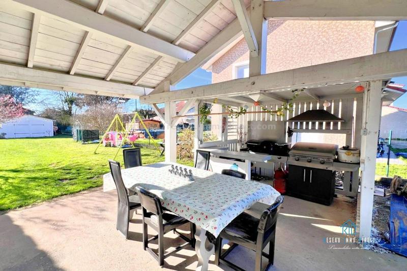 Maison traditionnelle - 120 m² - 5 pièces