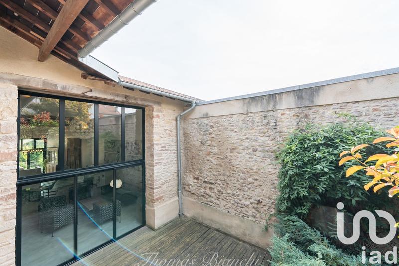 Maison - 230 m² - 6 pièces