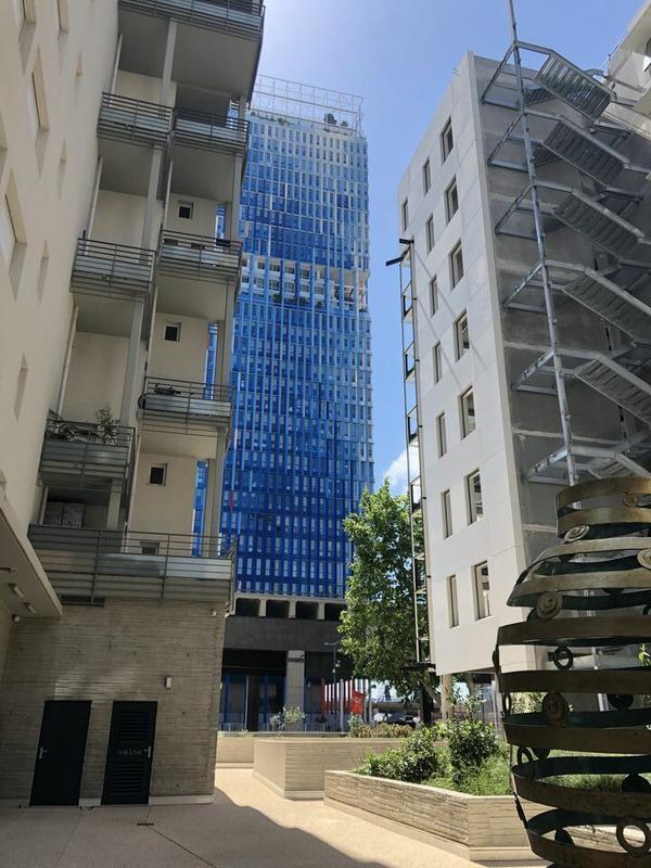 Local commercial - 223 m²