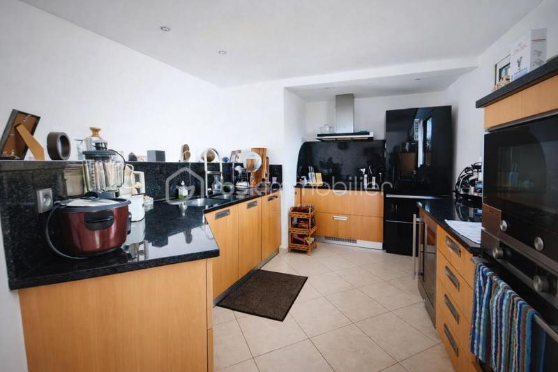 Villa - 187 m² - 7 pièces