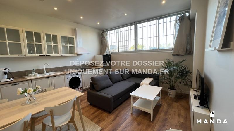 Chambre - 12 m² - 5 pièces