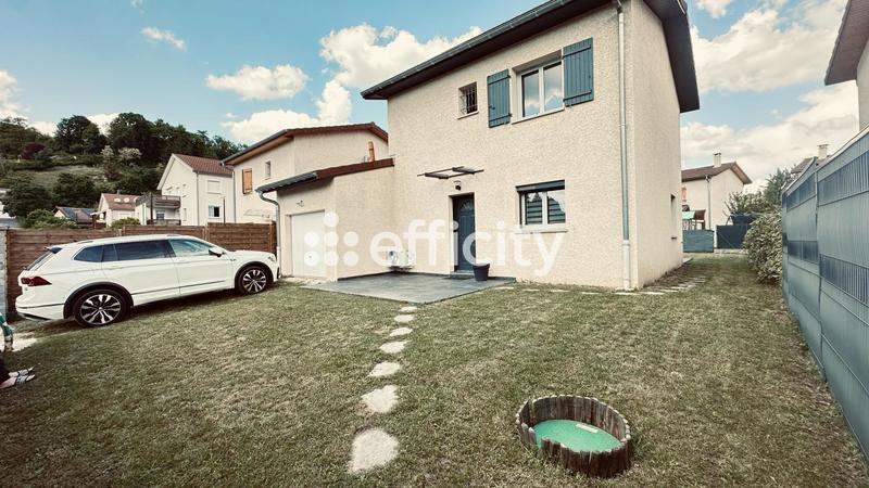 Maison - 105 m² - 5 pièces