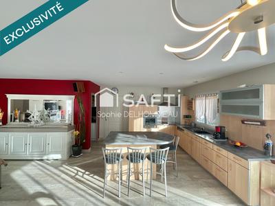 Maison - 114 m² - 5 pièces