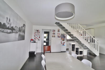 Villa - 158 m² - 6 pièces