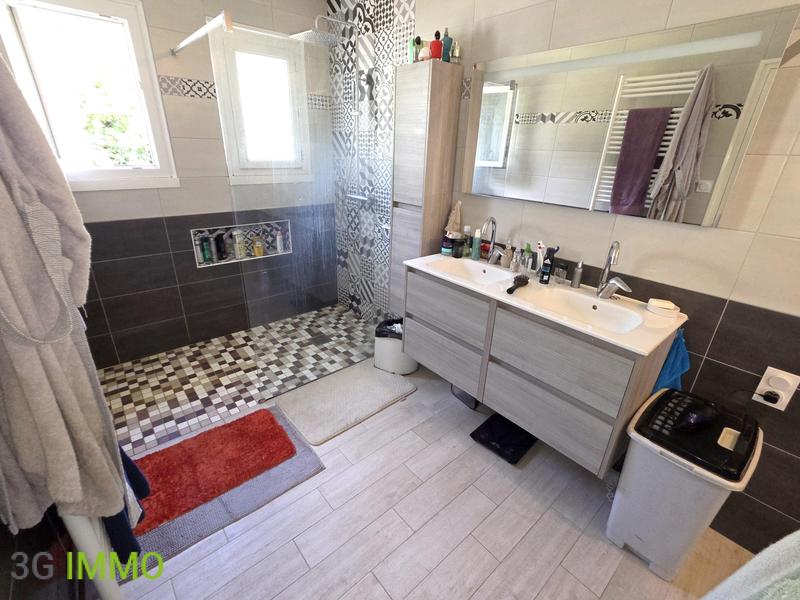 Maison - 135 m² - 6 pièces