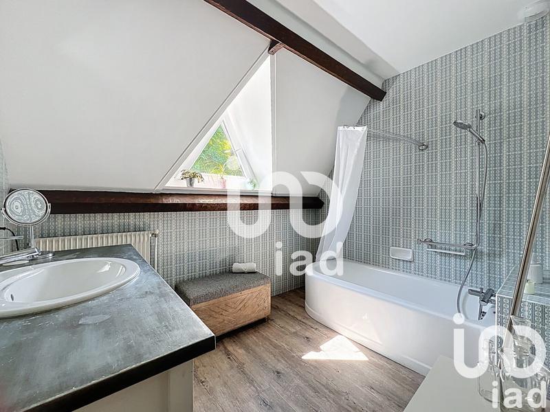 Maison de maîtres - 235 m² - 9 pièces