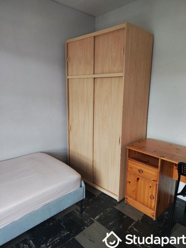 Chambre - 9 m² - 1 pièce