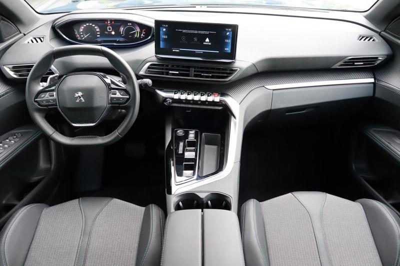Peugeot 3008 Hybrid 136 e-Dcs6 Allure Pack