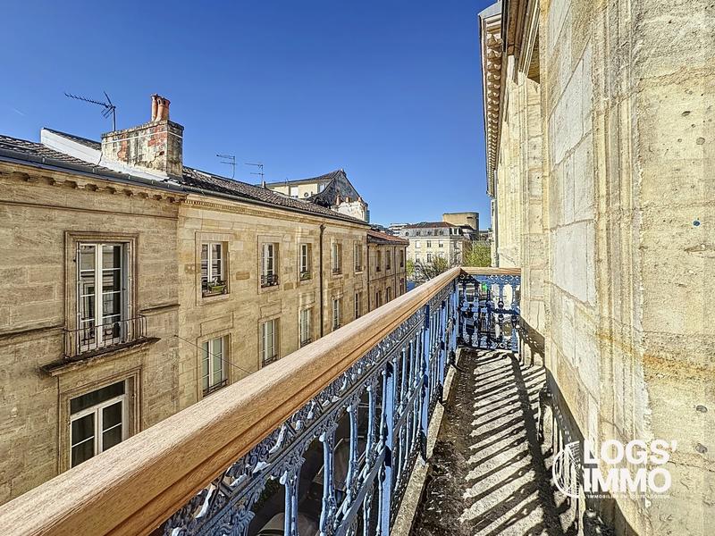 Appartement - 107 m² - 3 pièces