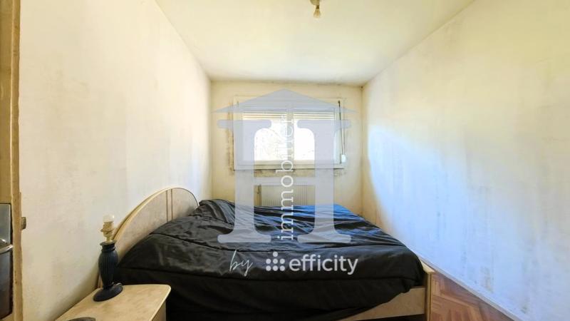 Maison - 81 m² - 5 pièces