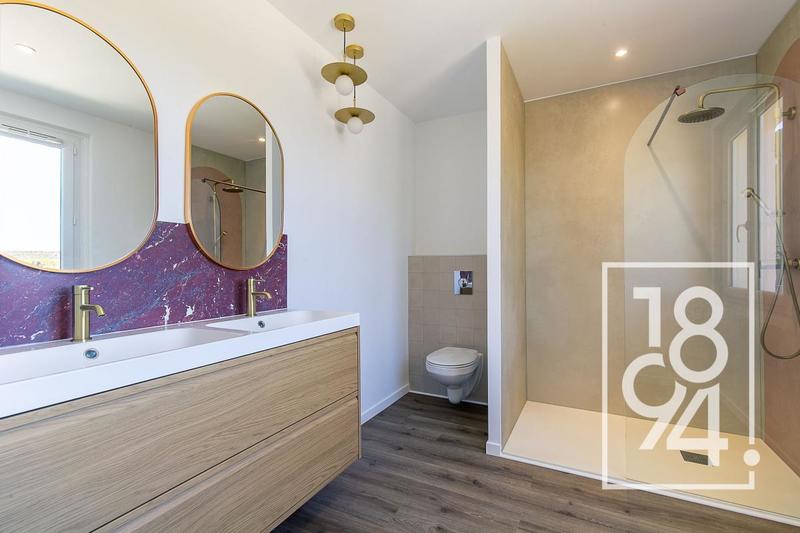 Villa - 190 m² - 6 pièces