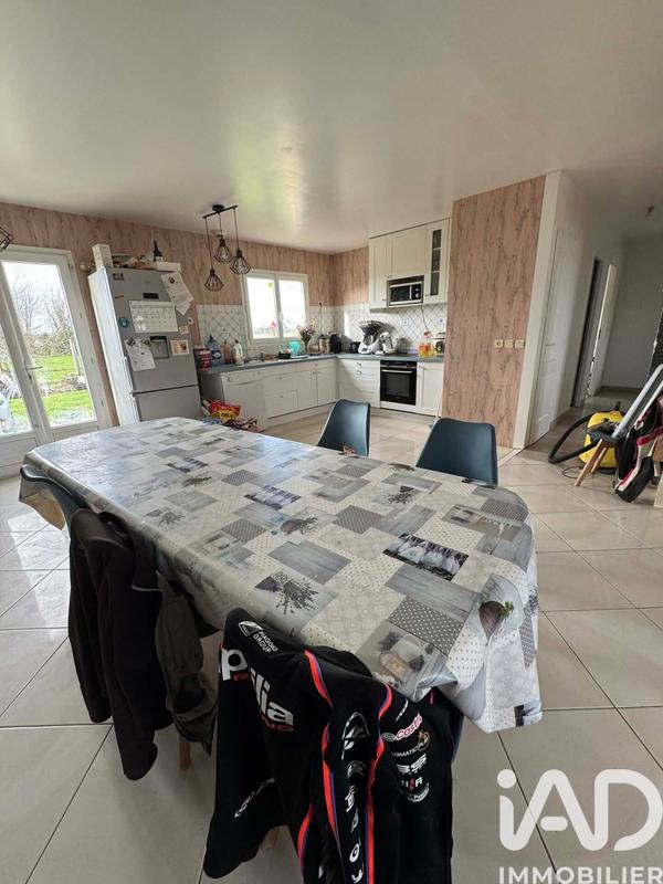 Maison - 87 m² - 5 pièces