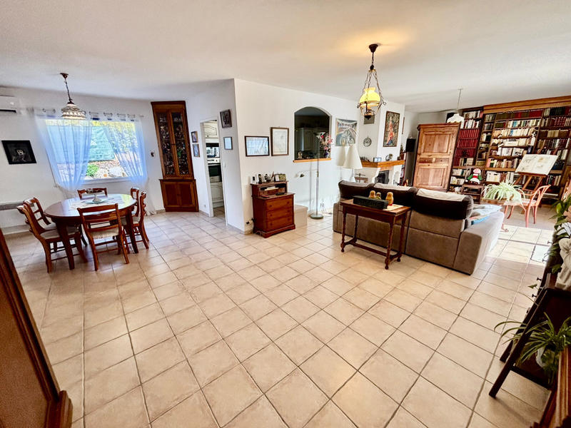 Villa - 137 m² - 4 pièces