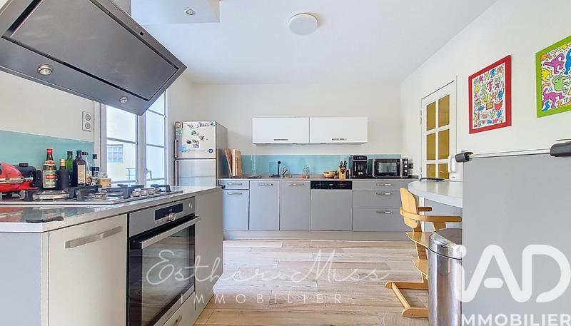 Maison - 160 m² - 8 pièces