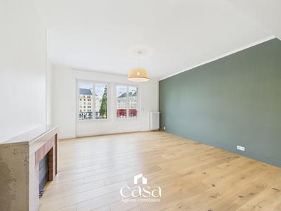 Appartement - 80 m² - 4 pièces