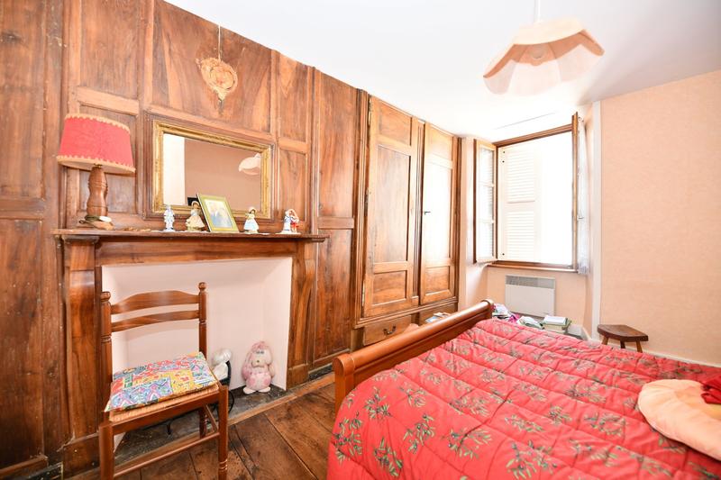 Maison - 93 m² - 5 pièces