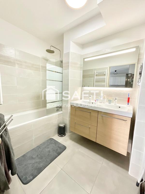 Appartement - 62 m² - 3 pièces