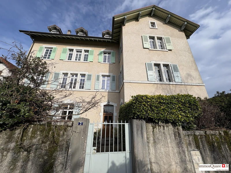 Appartement - 60 m² - 2 pièces