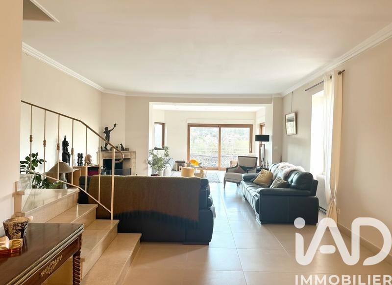 Maison - 164 m² - 5 pièces