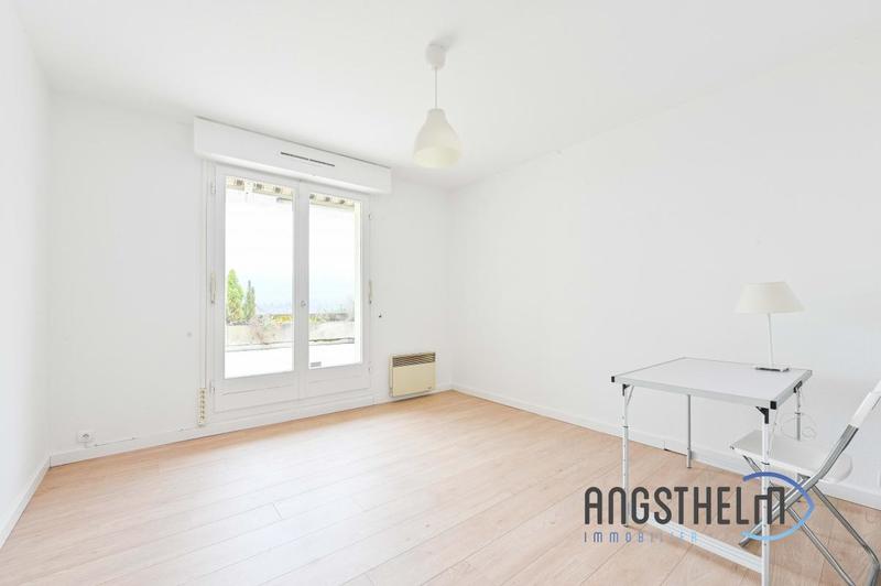 Appartement - 130 m² - 5 pièces
