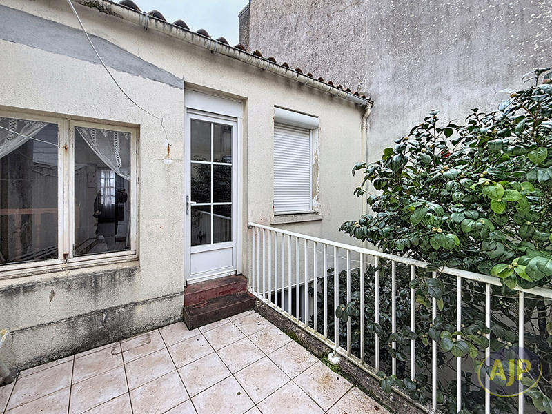 Maison - 121 m² - 6 pièces