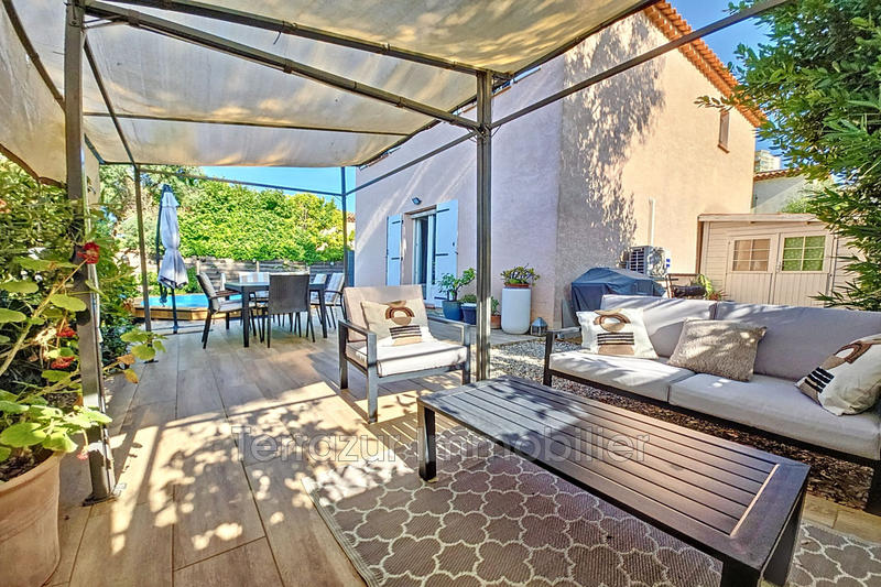 Villa - 102 m² - 4 pièces