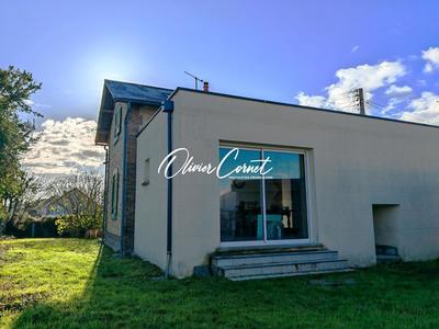 Maison - 98 m² - 5 pièces