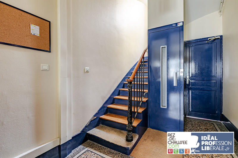 Local commercial - 25 m² - 2 pièces