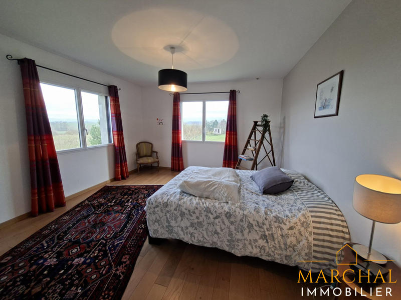 Villa - 294 m² - 10 pièces