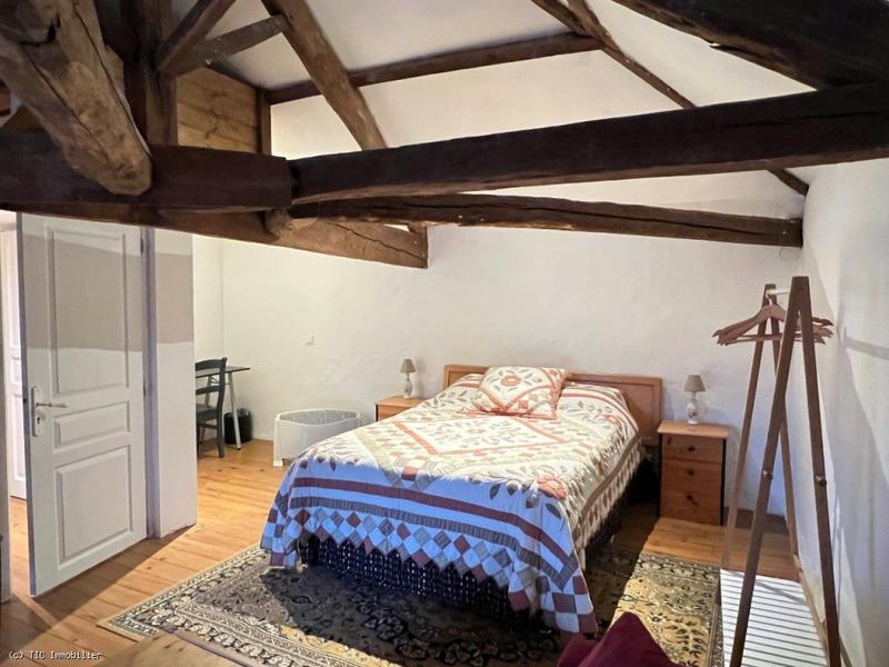 Maison de ville - 201 m² - 7 pièces