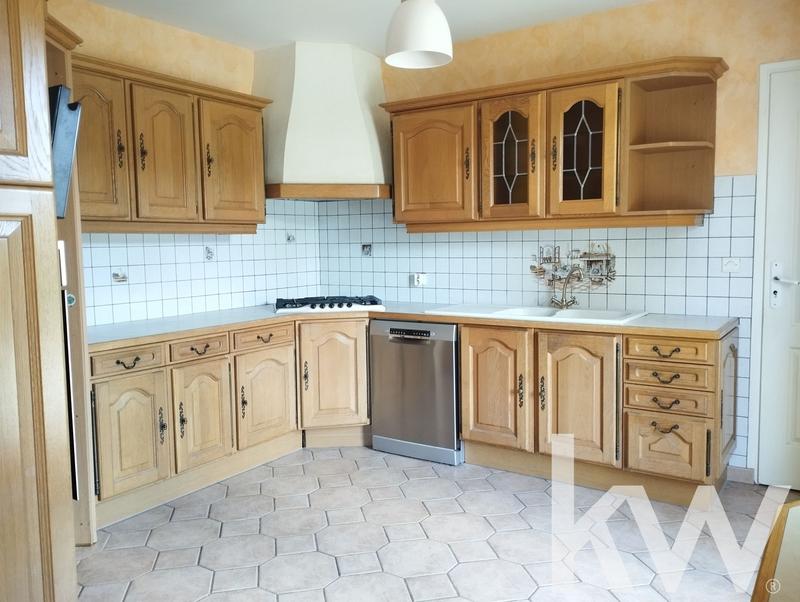 Maison - 177 m² - 7 pièces