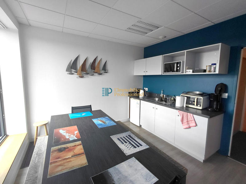 Bureau - 298 m² - 14 pièces