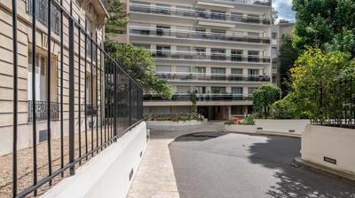 Parking / Garage - 25 m²