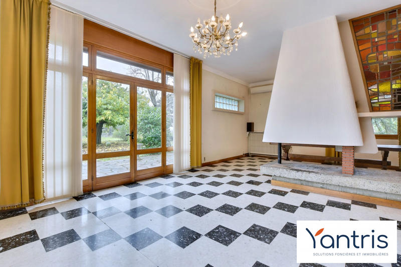 Maison traditionnelle - 107 m² - 4 pièces