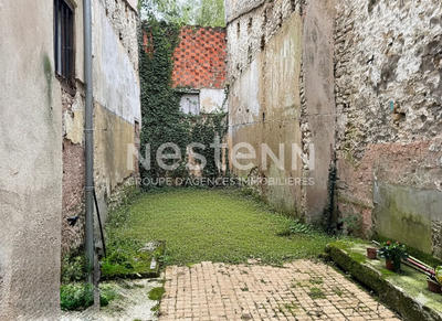 Immeuble - 5 pièces