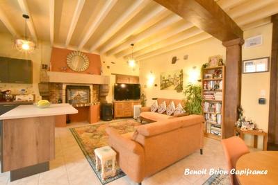 Maison - 92 m² - 4 pièces