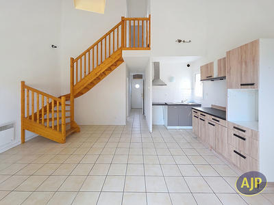 Maison - 74 m² - 4 pièces