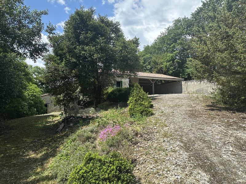 Maison traditionnelle - 138 m² - 4 pièces