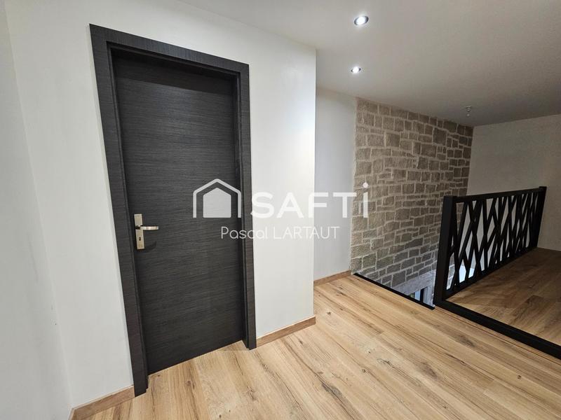 Maison - 216 m² - 7 pièces