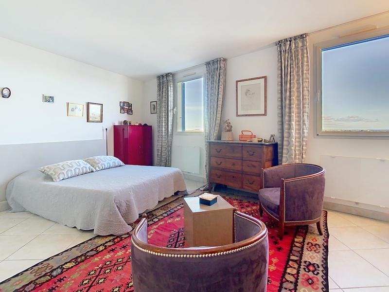 Appartement - 101 m² - 4 pièces