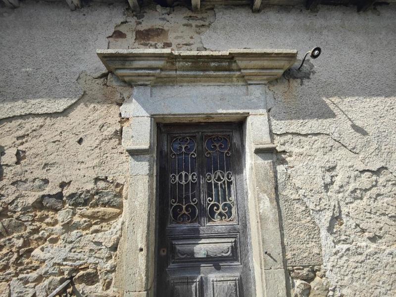 Corps de ferme - 300 m² - 7 pièces