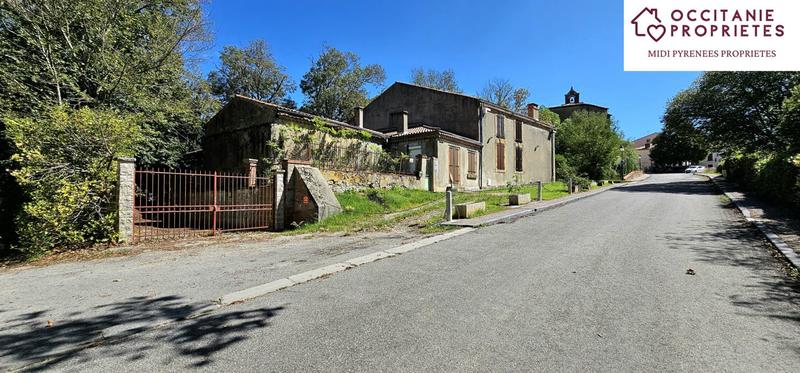 Maison - 371 m² - 10 pièces