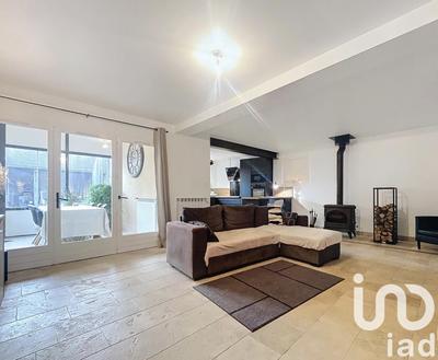 Maison - 230 m² - 9 pièces