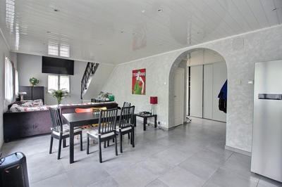 Maison - 160 m² - 6 pièces