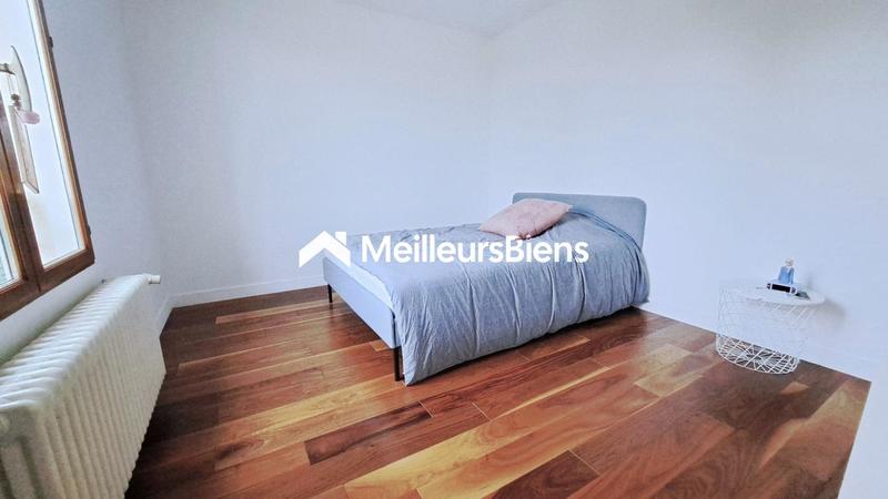 Maison - 170 m² - 7 pièces