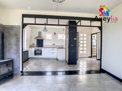 Maison - 84 m² - 4 pièces