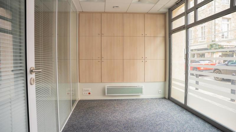 Local commercial - 138 m² - 5 pièces